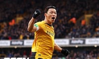 Hwang Hee-chan, Manchester United's Oh Na-na wall EPL opening game