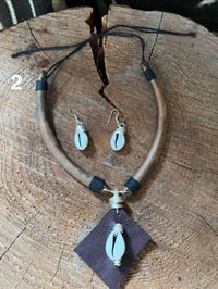 Image 3 of Adjustable Choker Sets (1)