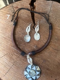 Image 3 of Adjustable Cowrie Necklace Sets (2)