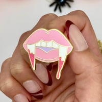 Image 3 of Vampire Fangs