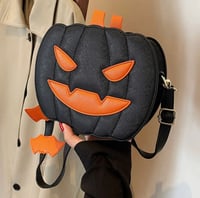 LARGE PUMPKIN🎃 HANDBAG  BLACK 