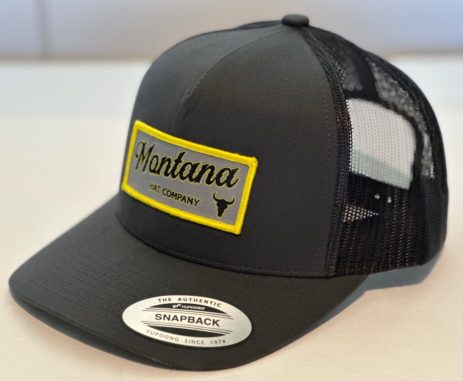 Image of Montana Retro - Charcoal / Black