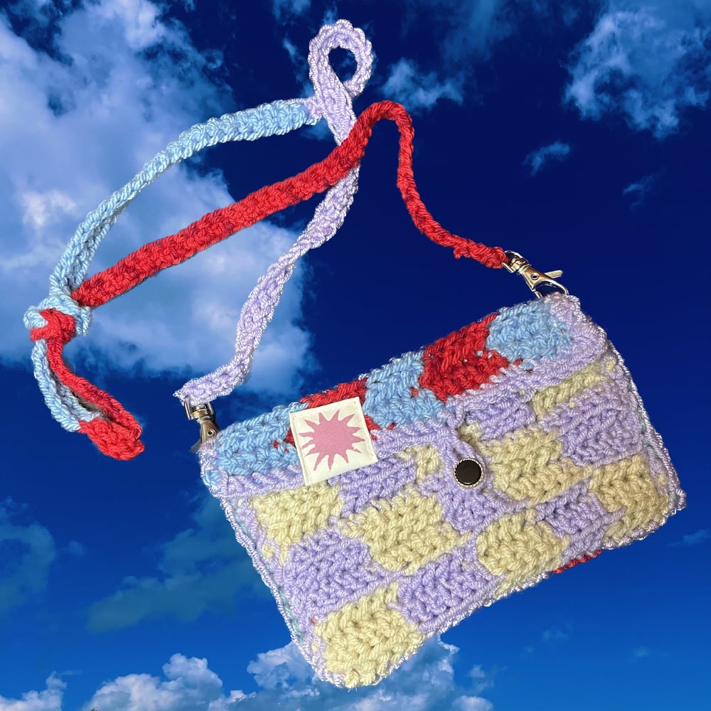 Image of CROCHETED-BAG 04