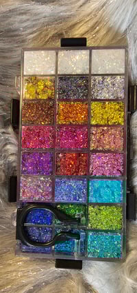 Image 1 of Gliters 2