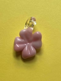 peach clov