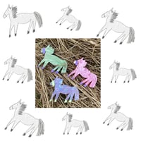 Image 4 of Pony Hair Clip