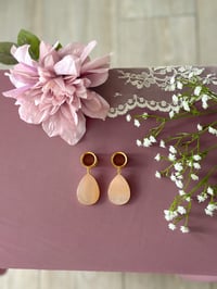 Image 4 of Pink Aventurine Teardrop Slices (Gold)