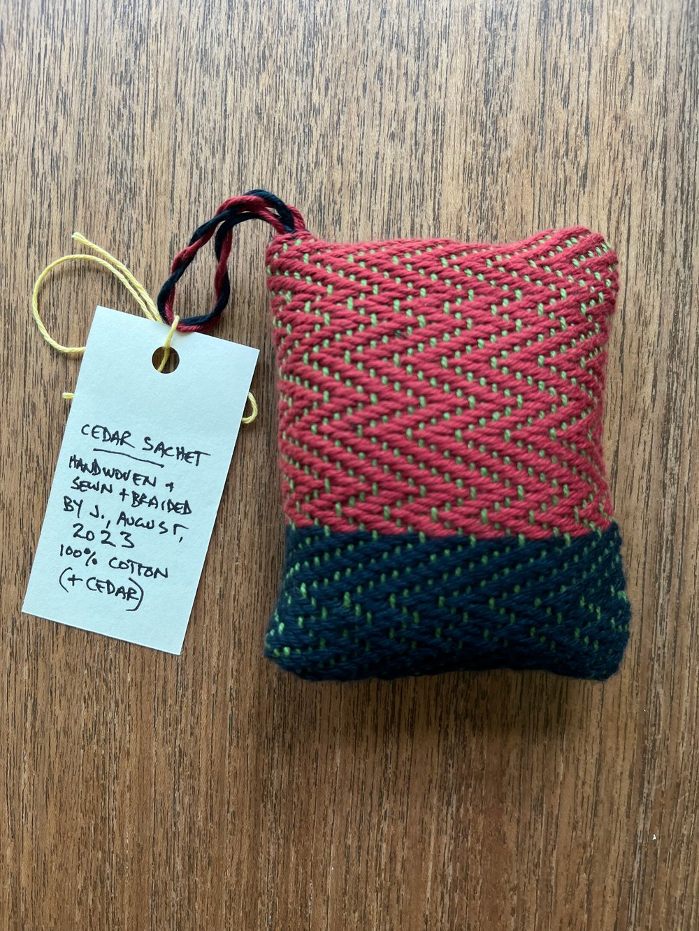 Cedar Sachet #1