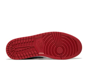 Jordan 1 Retro Low OG Black Toe (2023)