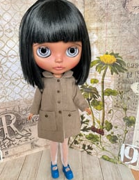 Nineteen zero six Parisienne mid brown linen coat