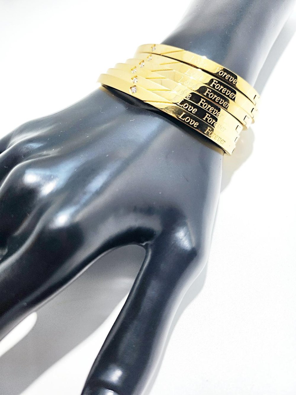 Image of Queen's Bangle bracelet