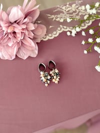 Image 2 of Mixed Pearl Clusters (Silver)
