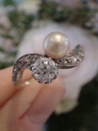 Image 5 of EDWARDIAN FRENCH 18CT YELLOW GOLD CULTURED PEARL AND OLD CUT DIAMOND TOI ET MOI