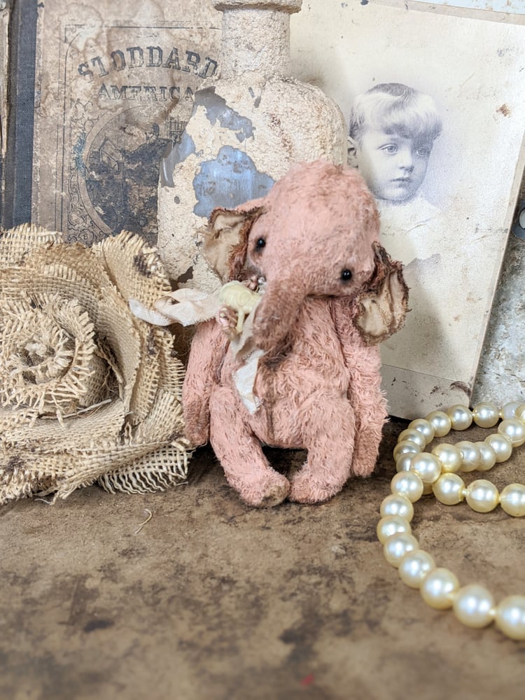 Image of TeeNiE-WeeNiE - 4.5" - Vintage-Shabby little PINK  Elephant by Whendi's Bears..