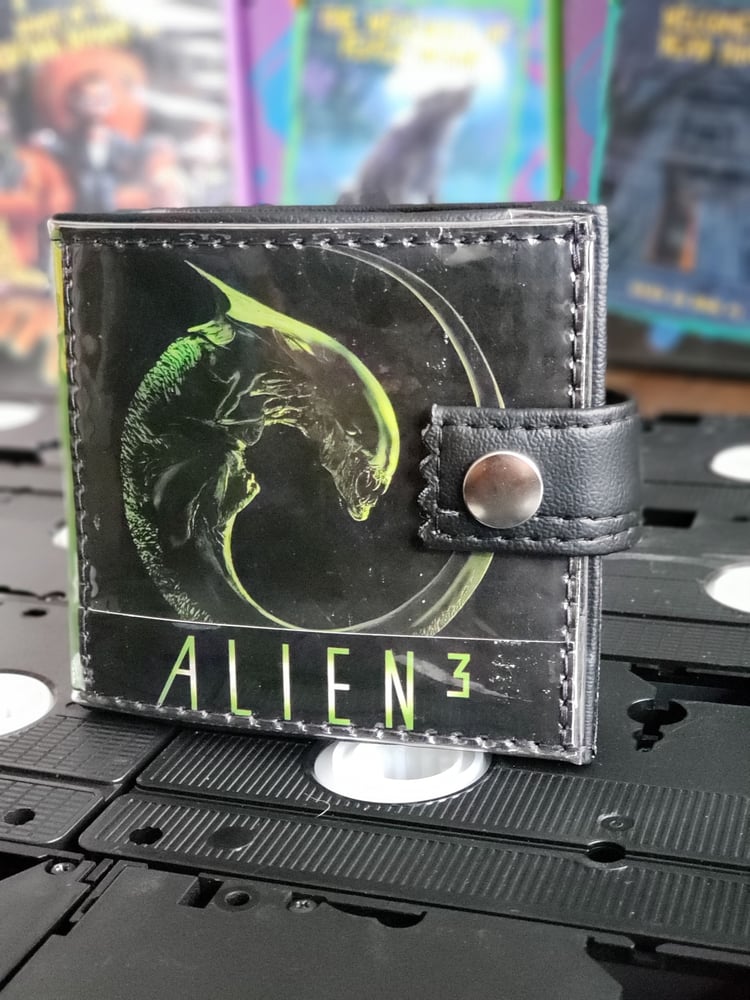 Image of Aliens 3 bifold wallet