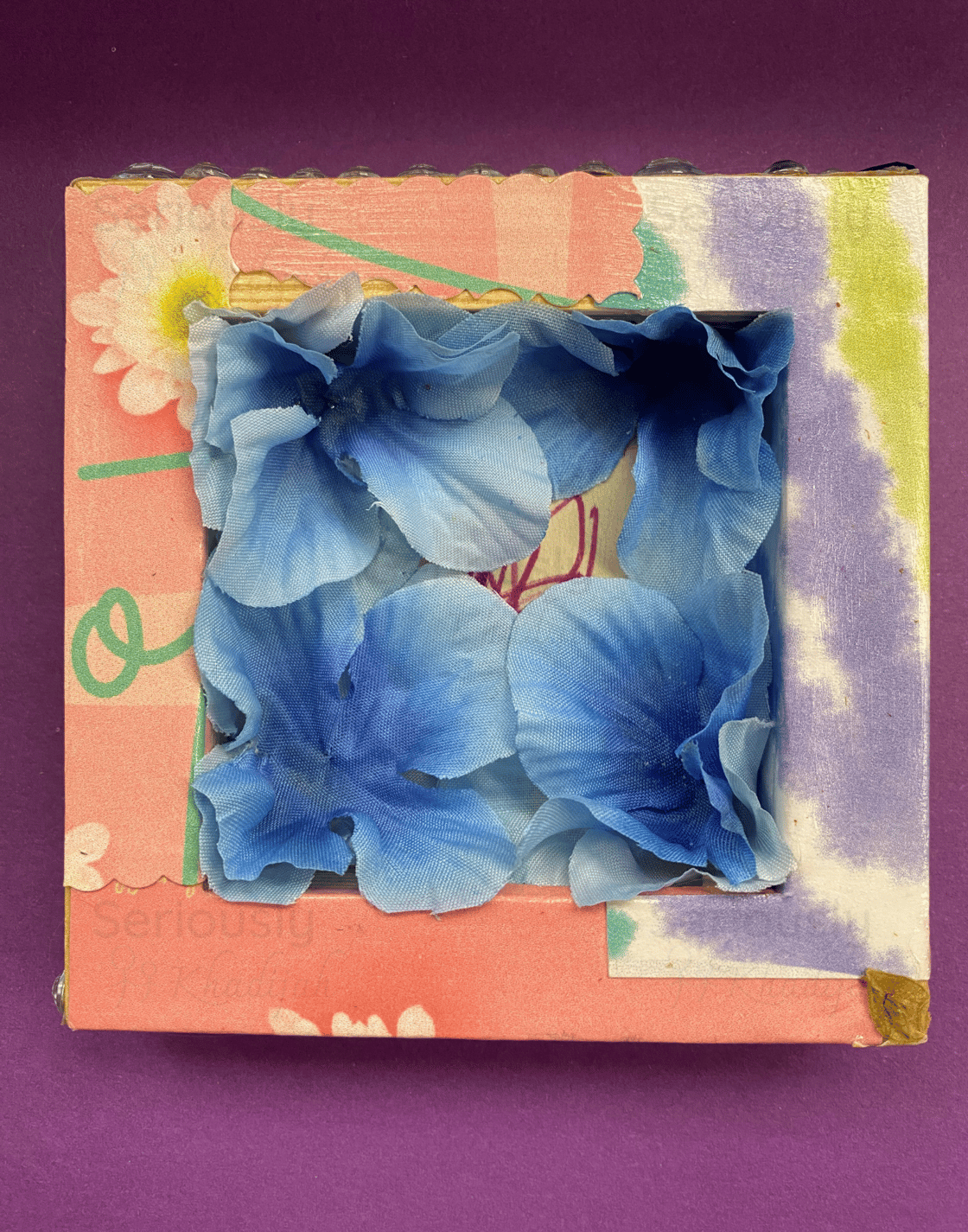 Image of 4x4 Leafy (Original) Wood Canvas: Pressed to Leave