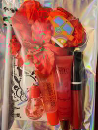 Image 2 of Cutie Bundles