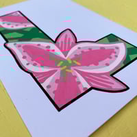 Image 3 of L-ILY