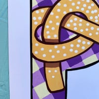 Image 4 of P-RETZEL