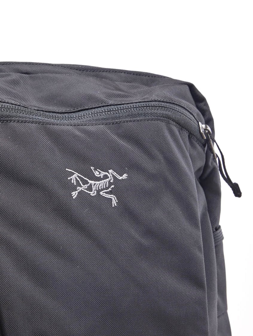 Arcteryx slingblade shop