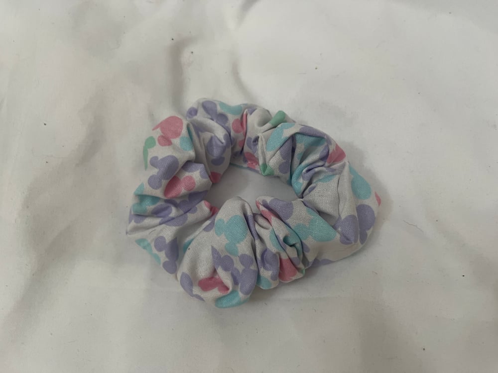 Image of Pastel Mouse Scrunchie