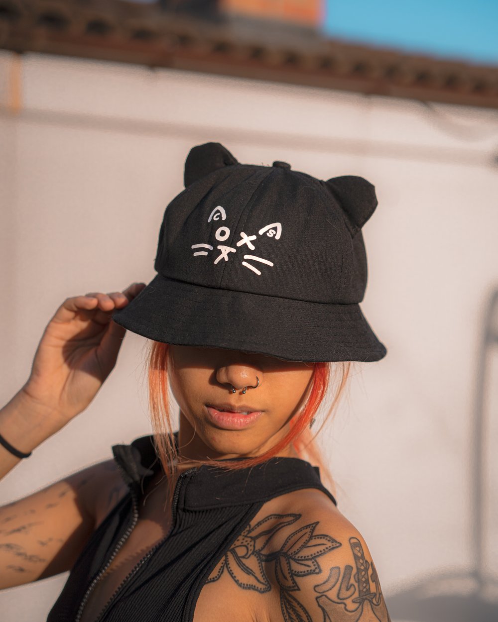 unisex bucket hat // cat logo
