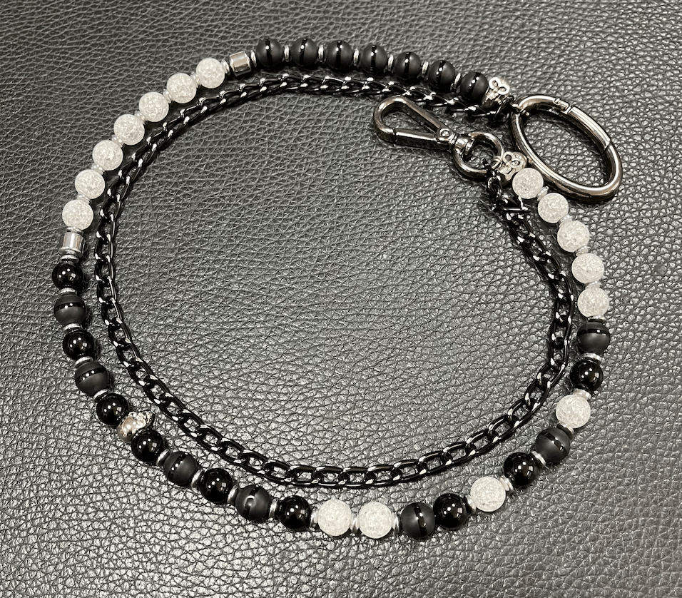 Image of Mcj Chain Black & white