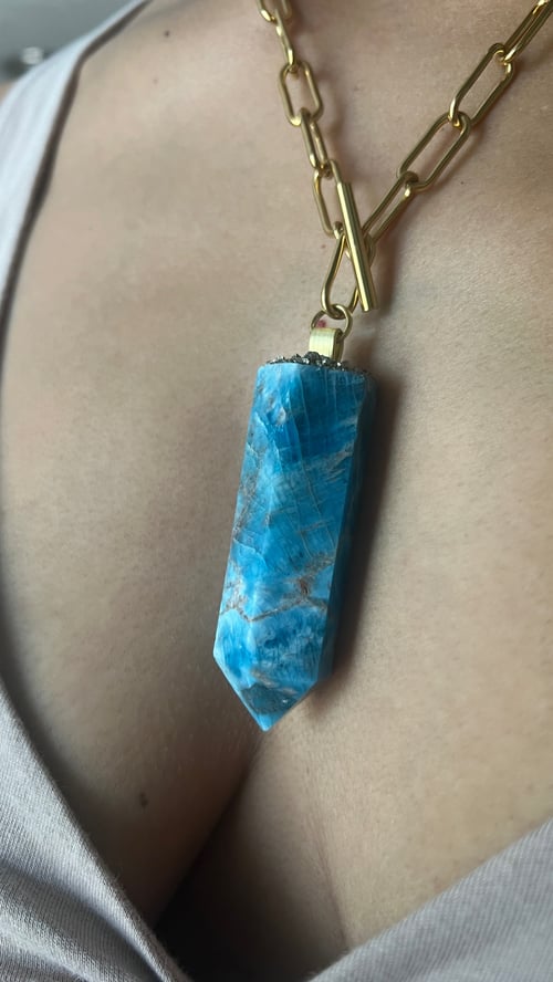 Image of BLURAY • Apatite Aqua Crystal Necklace