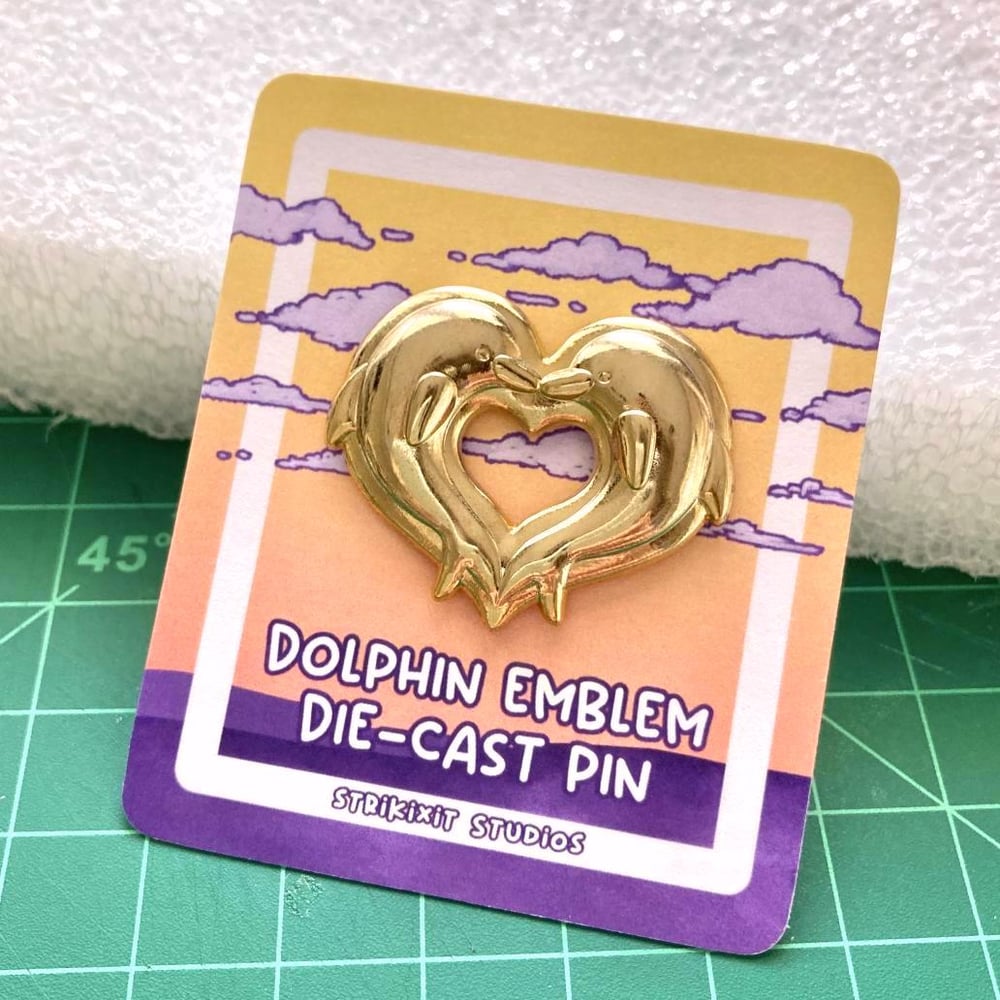 Jotaro's Dolphin Emblem Pin