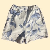 Image 2 of Tulip Shorts (xs/s) blue & white