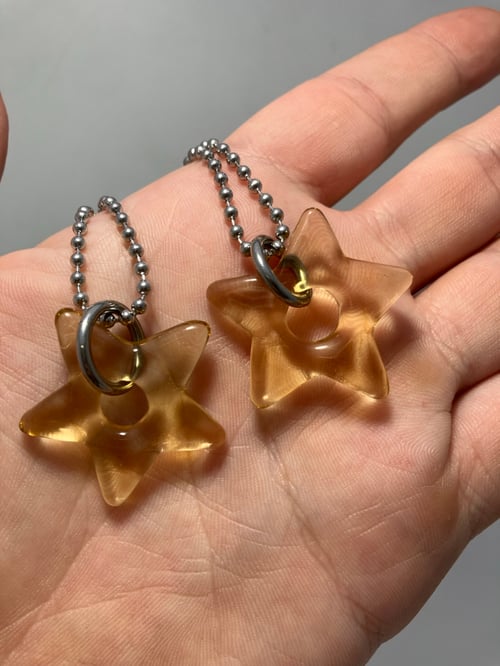 Image of light yellow stars