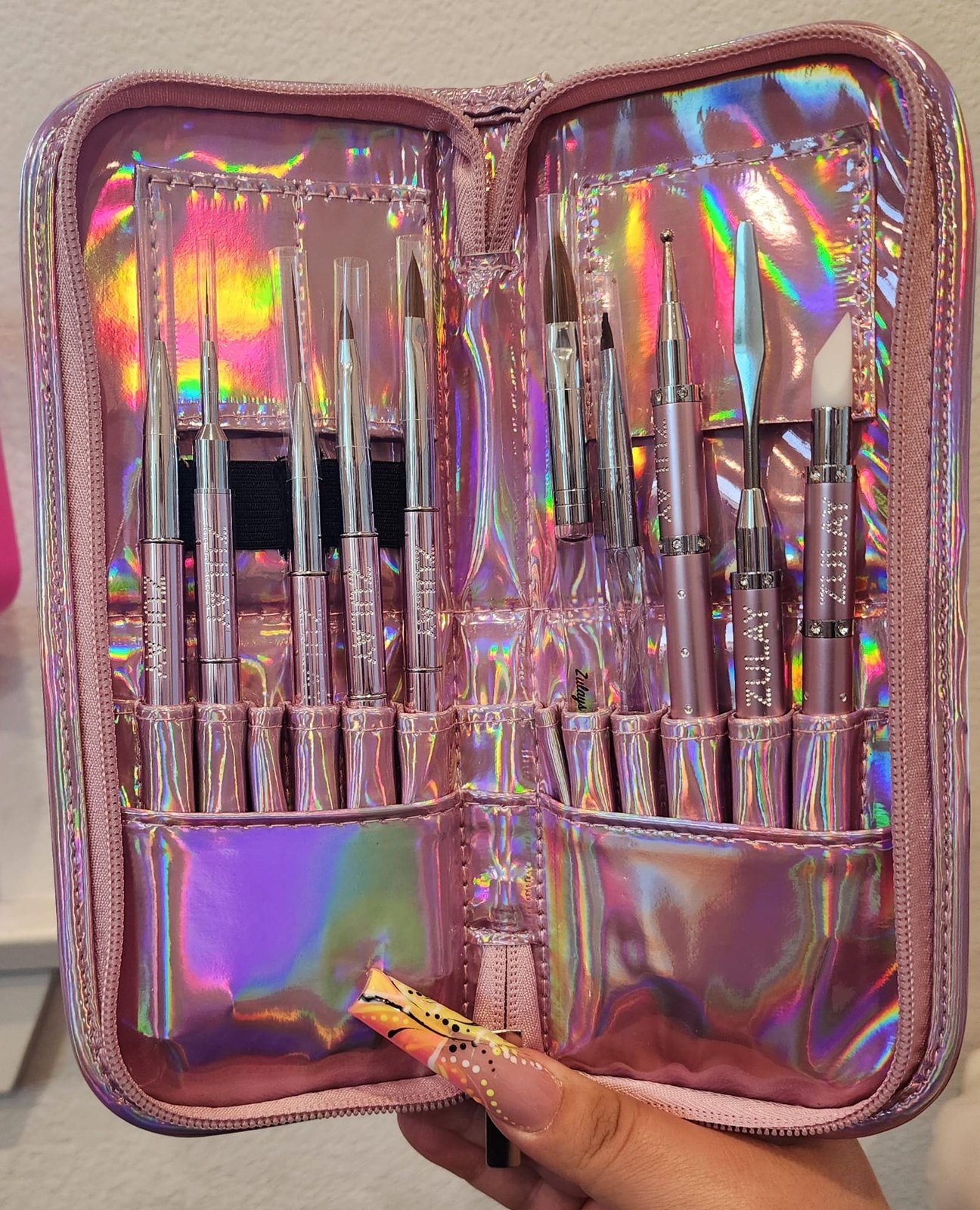 Empty Pink Holo Brush case w/ Zipper | Zulay's Nails