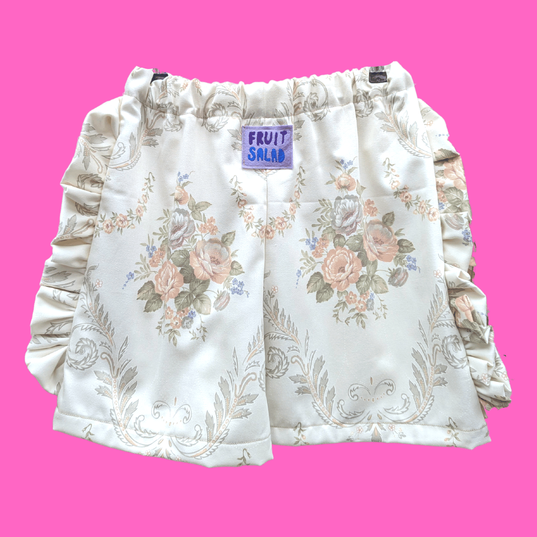 Image of Vintage Floral Frill Shorts - Sustainable