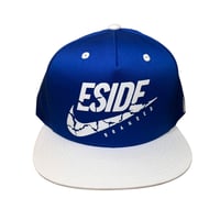 Image 1 of ES SWOOSH SNAPBACK 3D ROYAL