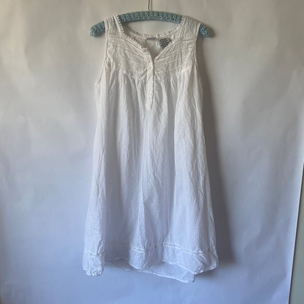 White Cotton Lace Night Gown