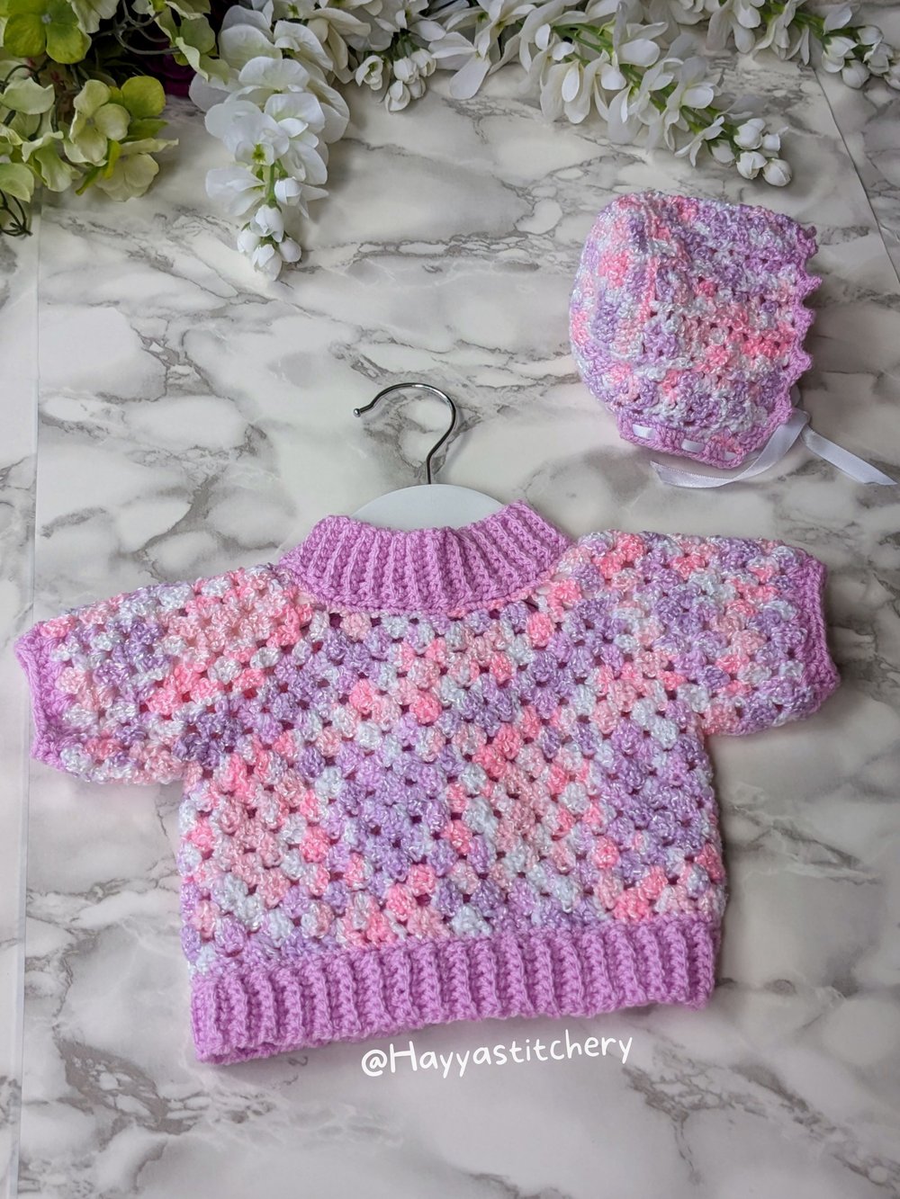 Image of 0-3m baby girl sweater and bonnet