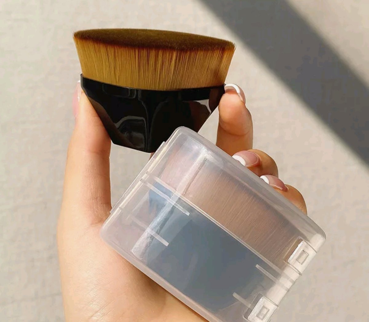 Image of Magic makeup brush with liqiud foundation BB cream