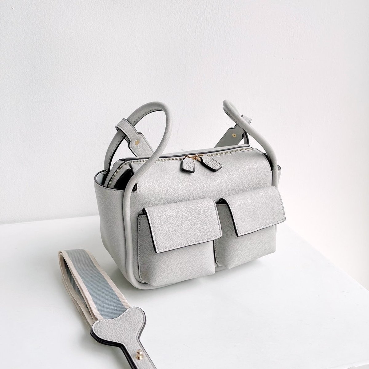 Image of BRICK 22 TOGO PU (GREY)