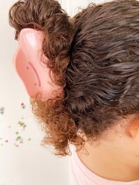 Image 3 of Blob Friend Hairclip 