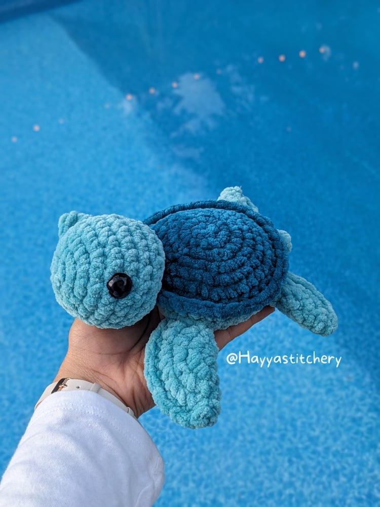 Image of Sea Turtle Plushie