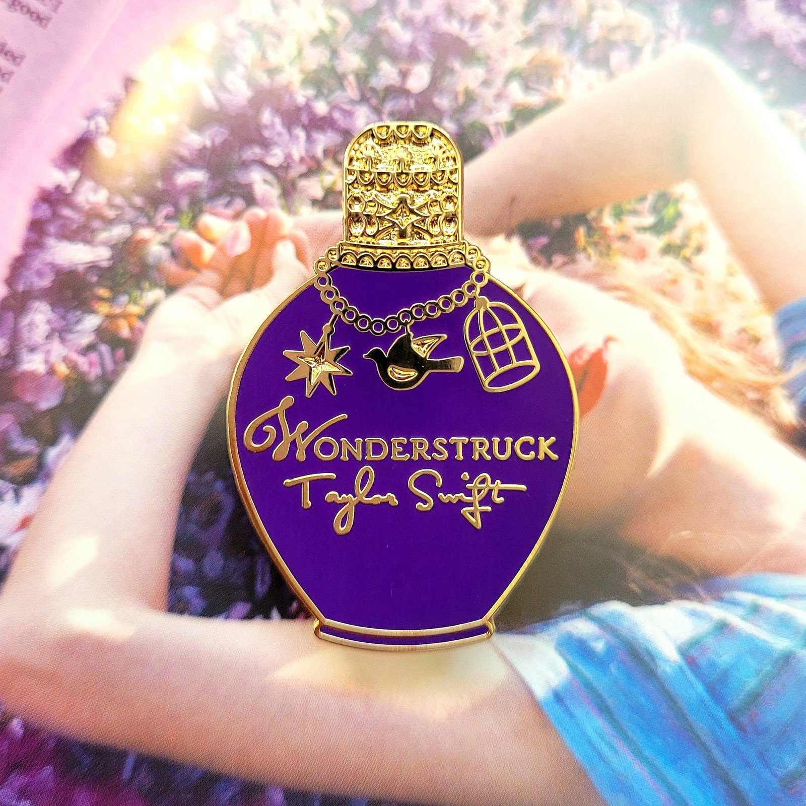 Gemma Rose Pins ⚘🇬🇧 on X: 🌲Taylor Swift Enamel Pin Giveaway🌲 Hey guys,  I'm hosting my first Twitter giveaway! You will WIN a mirrorball or  cardigan pin. You can choose which! TO