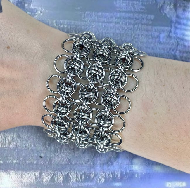 Kûtotaz cuff