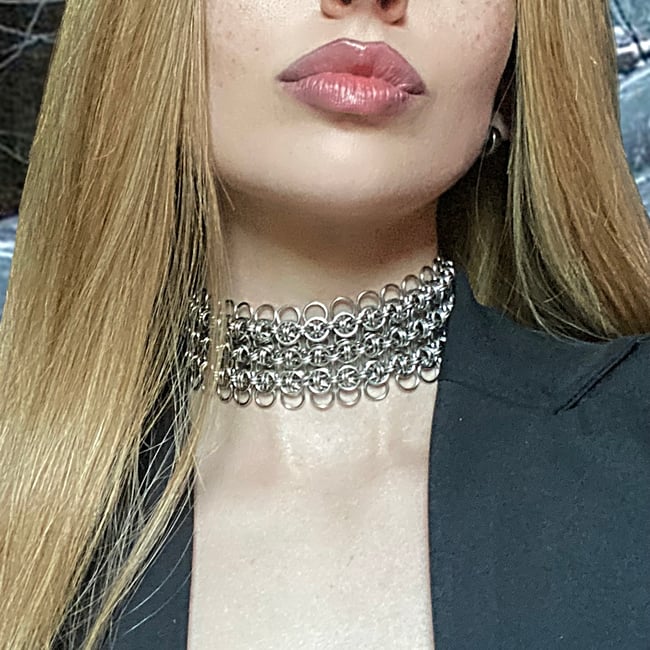 Kûtotaz throatguard