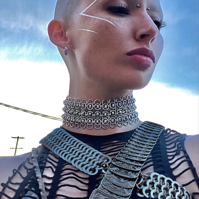 Kûtotaz throatguard