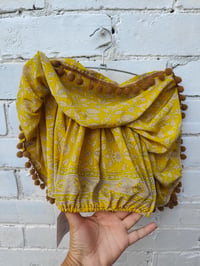 Image 2 of Gypsy top pompom yellow 