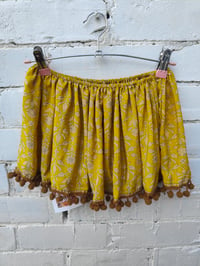 Image 4 of Gypsy top pompom yellow 
