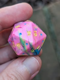 Image 4 of Nostalgic Sparkly Sworl Lucky Star 22mm D20 Single