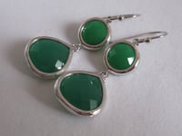 Image 5 of Kate Middleton Princess of Wales Inspired Replikate Faceted Green Crystal Double Drop Earrings