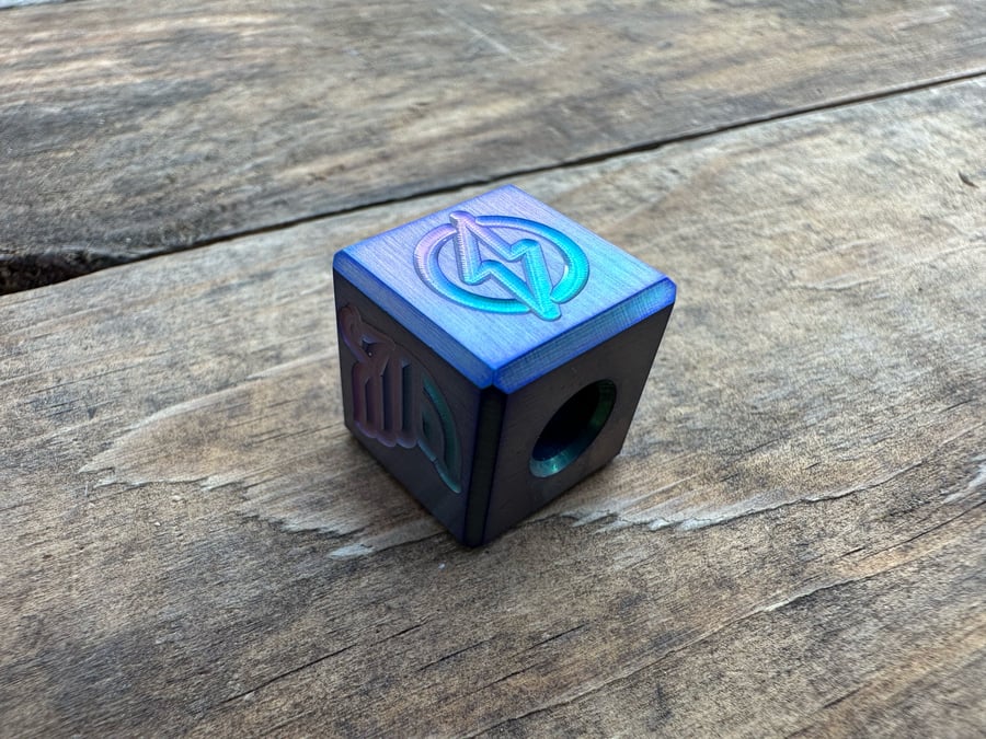 Image of Titanium High Voltage Pigeon 3