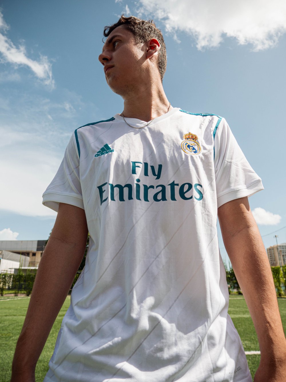 REAL MADRID 2017/2018 RETRO HOME KIT